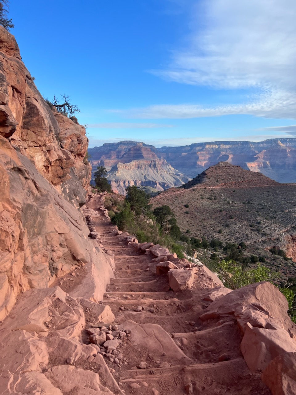Southern Rim Trail SAFELY DAY HIKING TO THE BOTTOM OF THE GRAND CANYON AND BACK (SOUTH RIM ...